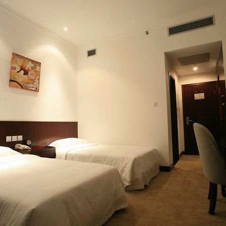 Shaanxi Public Servant Training Centre Hotel Xi'an  Room photo